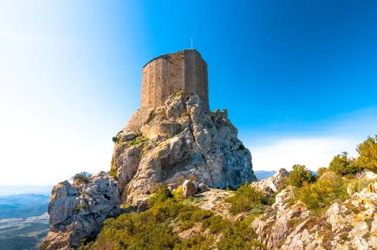 Hotels near Castle de Queribus
