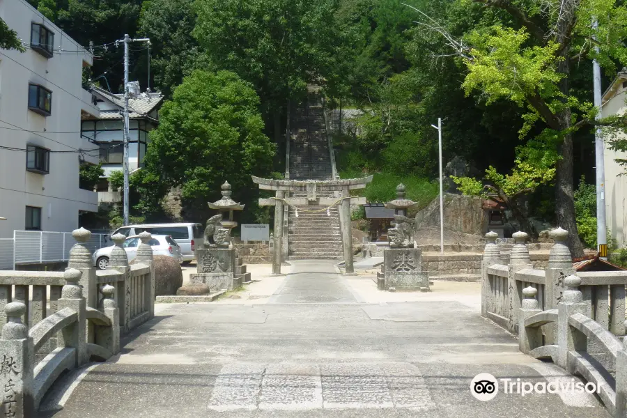 Kuni Shrine