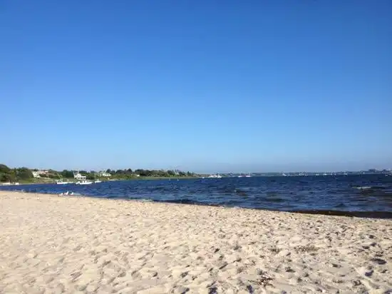 Hotels near Lake Montauk