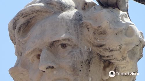 Hector Berlioz Statue