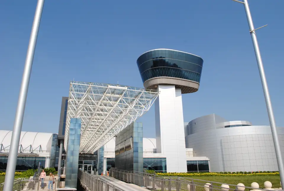 1_Steven F. Udvar-Hazy Center