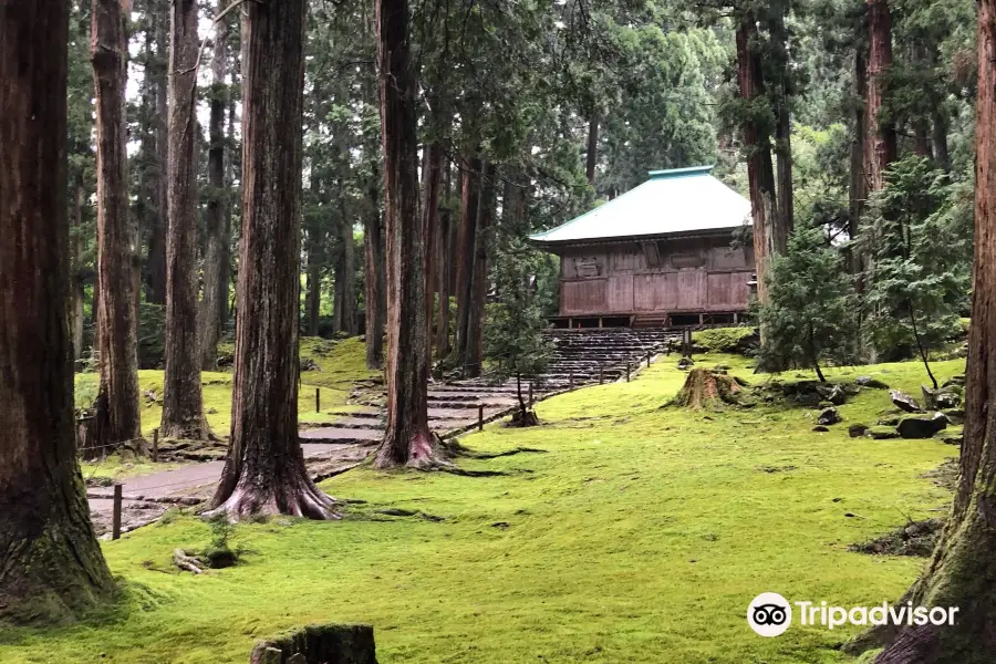 Heisenji Hakusan Shrine