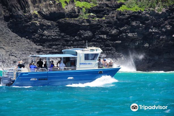 Na Pali Catamaran