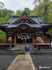 山中諏訪神社