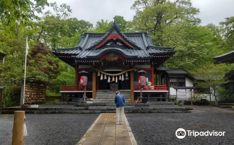 山中諏訪神社