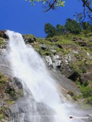 Bambarakanda Falls