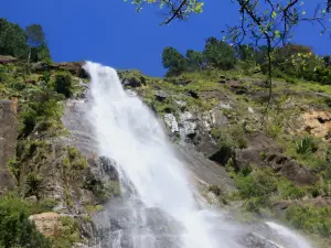 Bambarakanda Falls