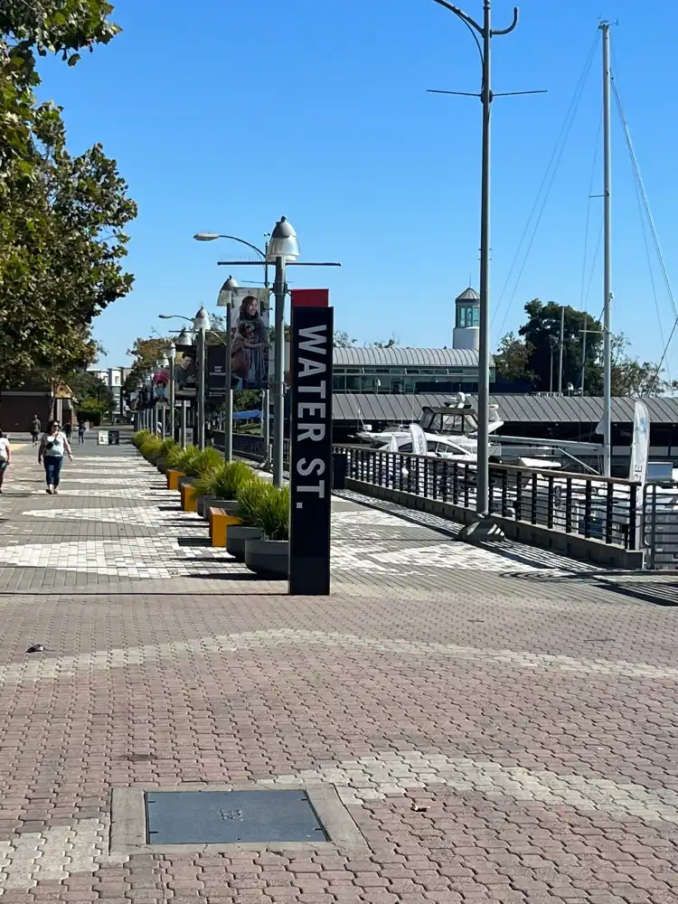 Hotels near Jack London Square