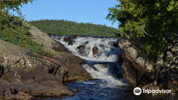 Rainbow Falls Provincial Park