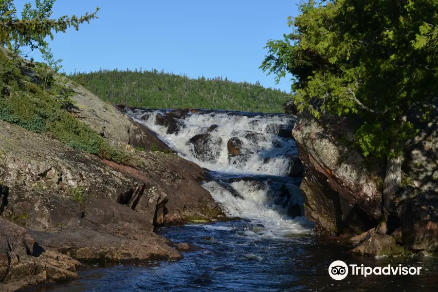 Rainbow Falls Provincial Park