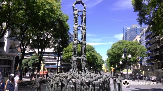 Castellers Monument