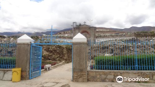 Cementerio General Presbitero Villon