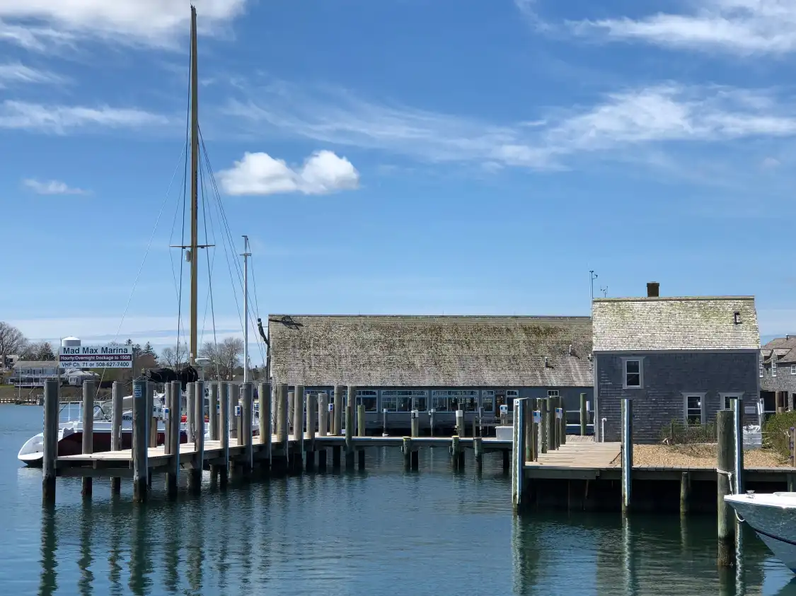 Hotels near Edgartown Memorial Wharf