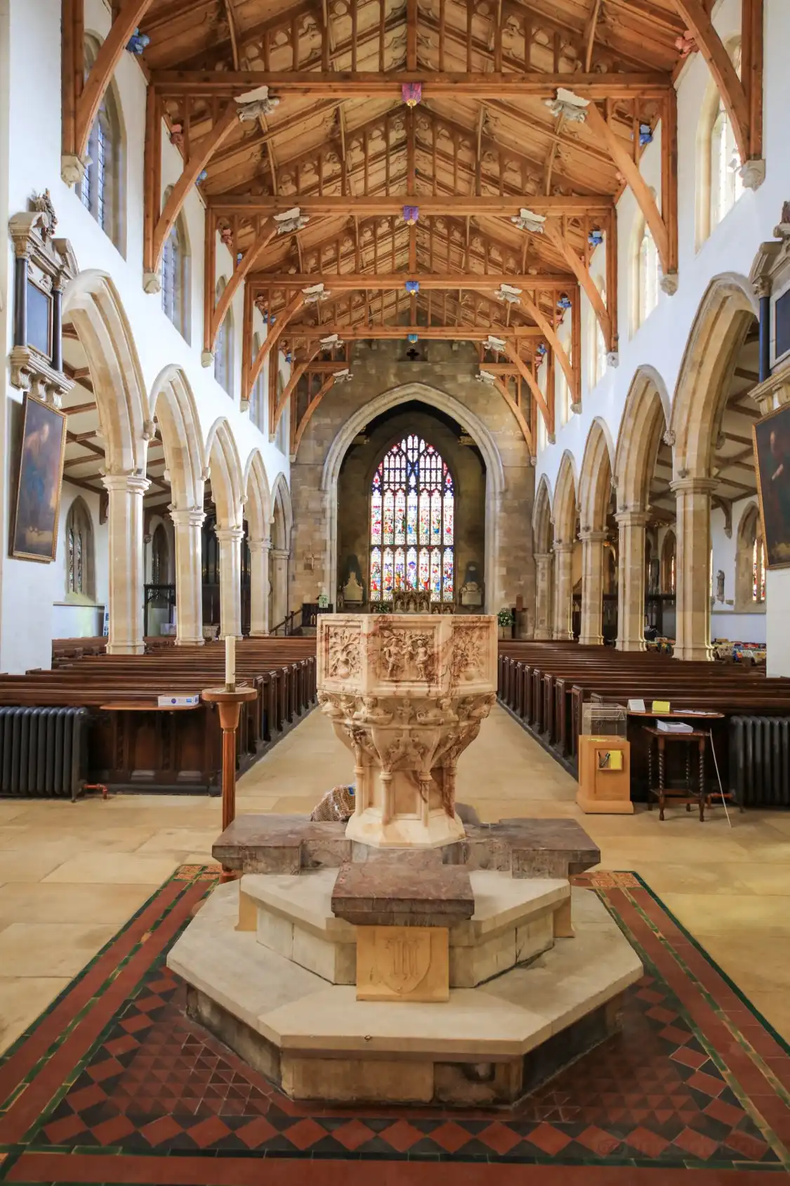 Hotels near St James' Church