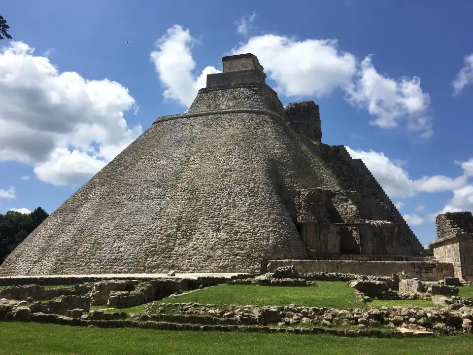 1_Uxmal