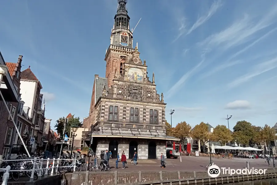 Waag, Gebouw En Toren (1582)