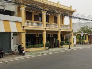 ถนนคนเดินปากแพรก กาญจนบุรี