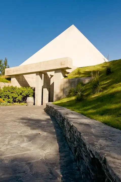 Hotels near Summerhill Pyramid Winery