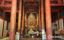 Wat Ton Kwen (Wat Intharawat)