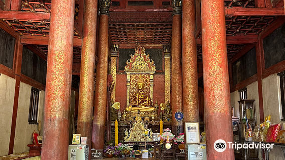 Wat Ton Kwen (Wat Intharawat)