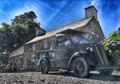 Molly Gallivans Visitor Centre