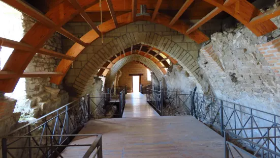 Castello di Avella