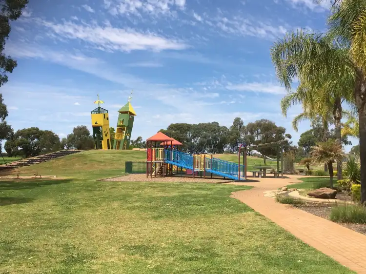 Hotels in Monash