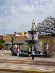 Barrio y Templo Santa Lucía Barrio y Templo Santa Lucia