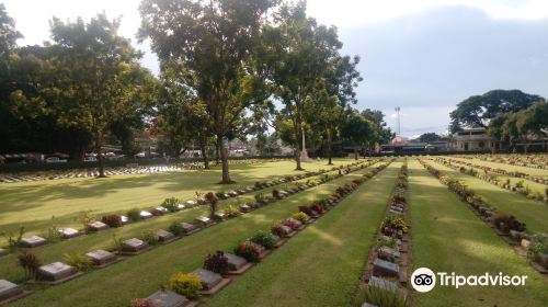 Kanchanaburi War Cemetery