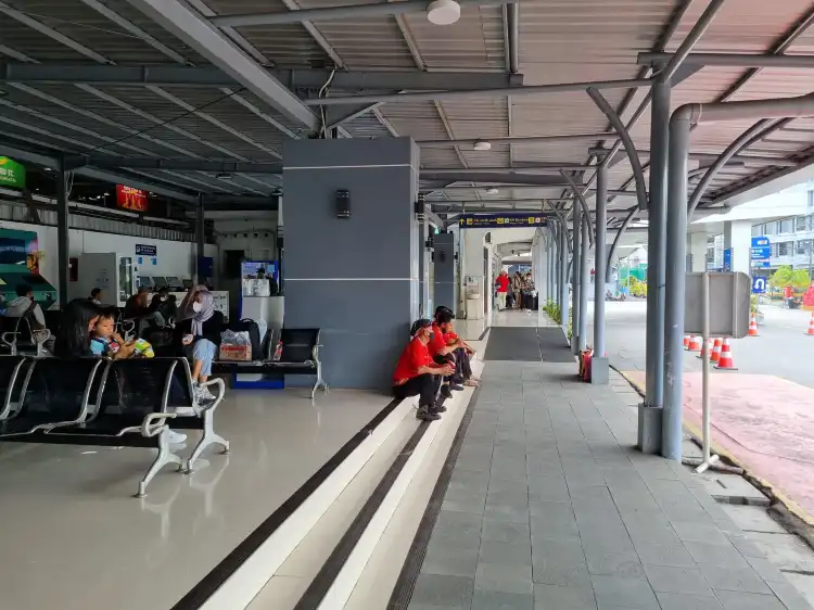 Các khách sạn gần Yogyakarta Station