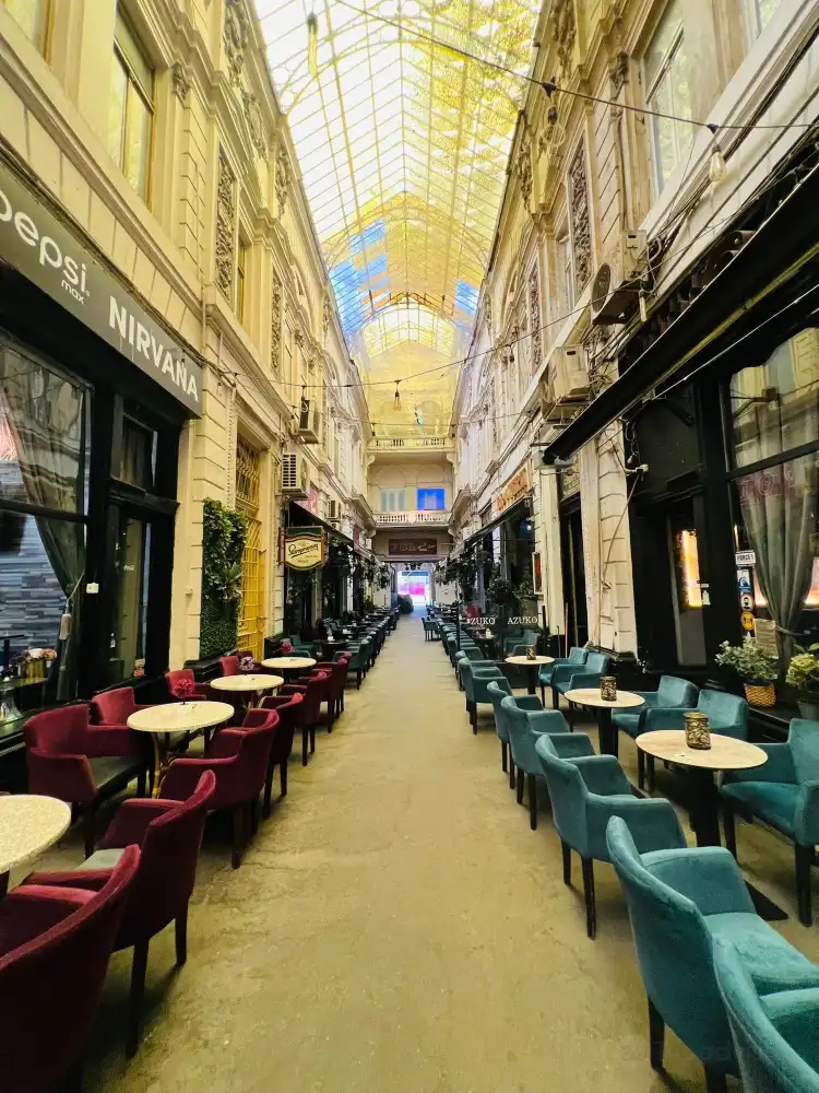 Hotels near Old Town