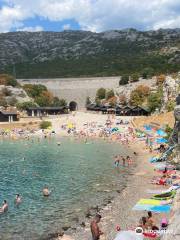 Tatinja Beach, Karlobag