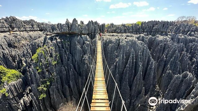 Madagascar by Car - Location Voiture avec Chauffeur