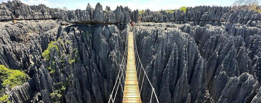 Madagascar by Car - Location Voiture avec Chauffeur