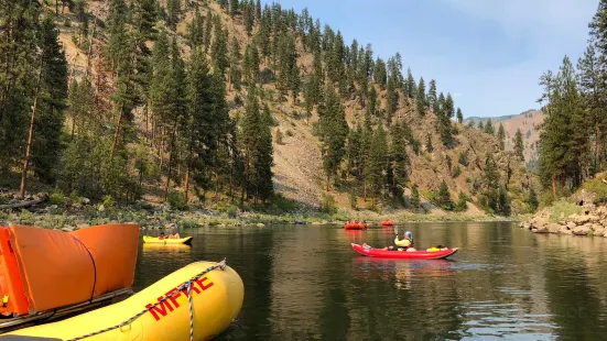 Middle Fork Wilderness Outfitters, Salmon River Rafting Trips