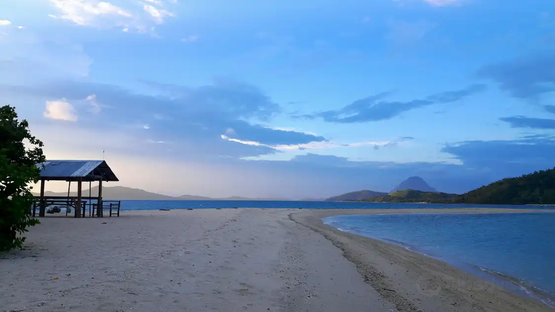 Bulubadiangan Island附近的飯店