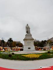 Statua di Camillo Benso di Cavour