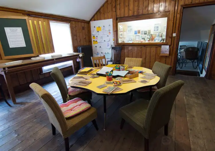 Hotels in Kingsbridge