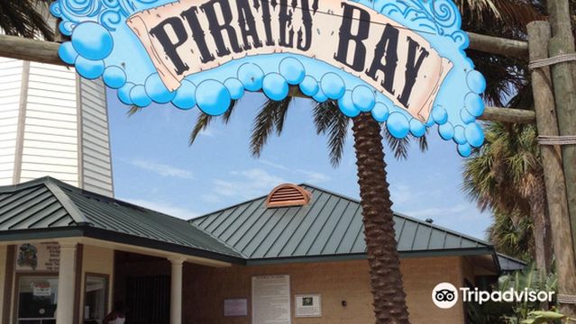 Pirates Bay Waterpark