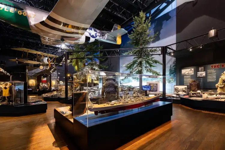 Các khách sạn gần Wisconsin Veterans Museum