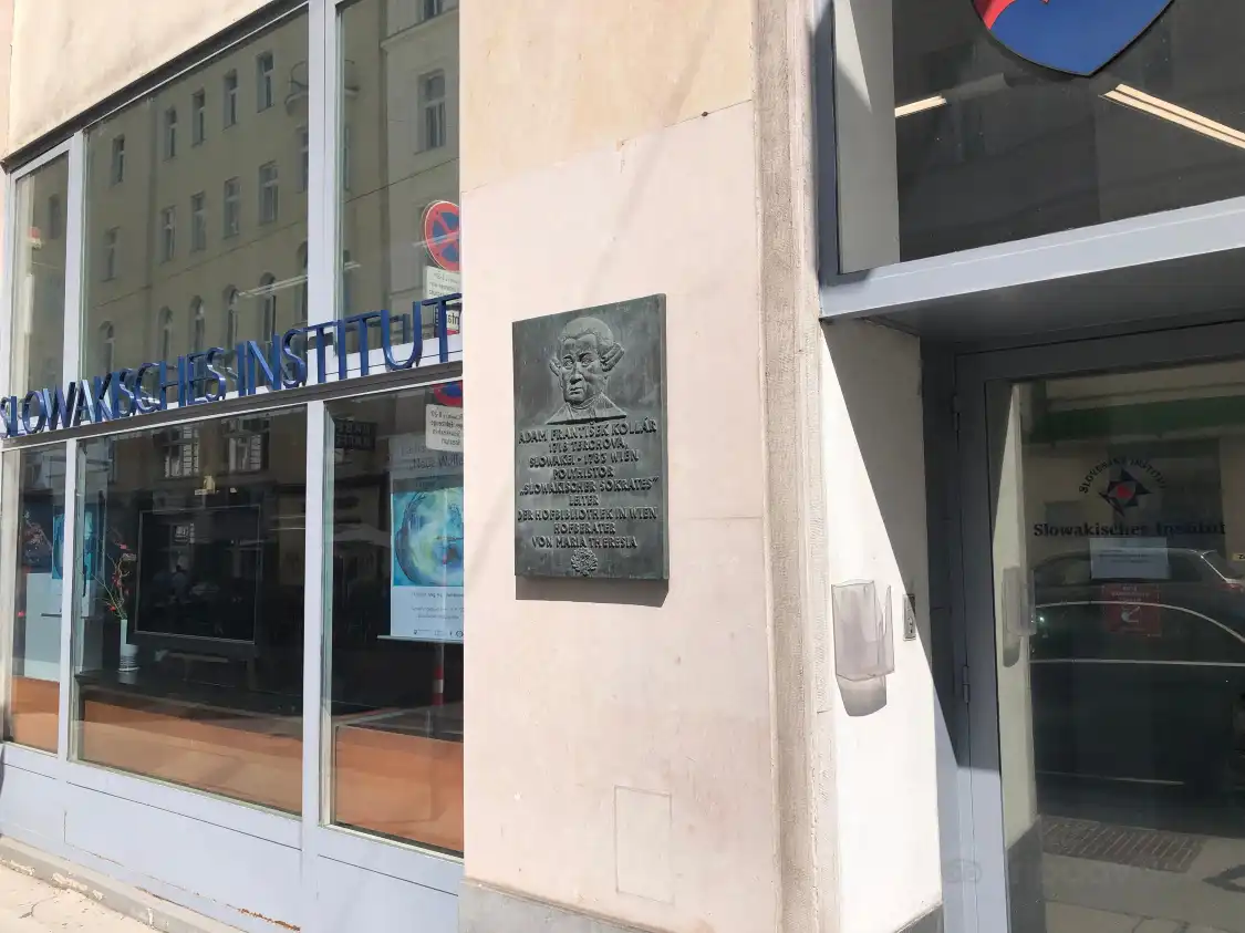 Hotel in zona Gedenktafel Adam Frantisek Kollar