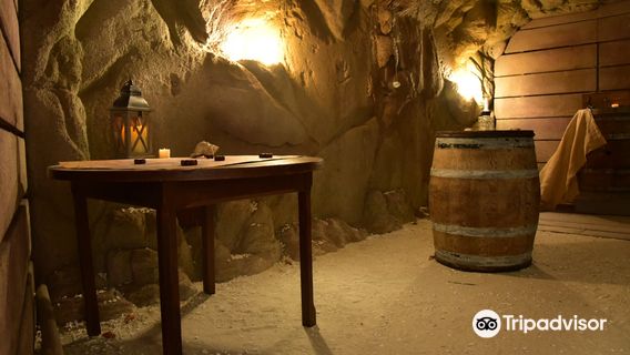 Fun Room Escape game