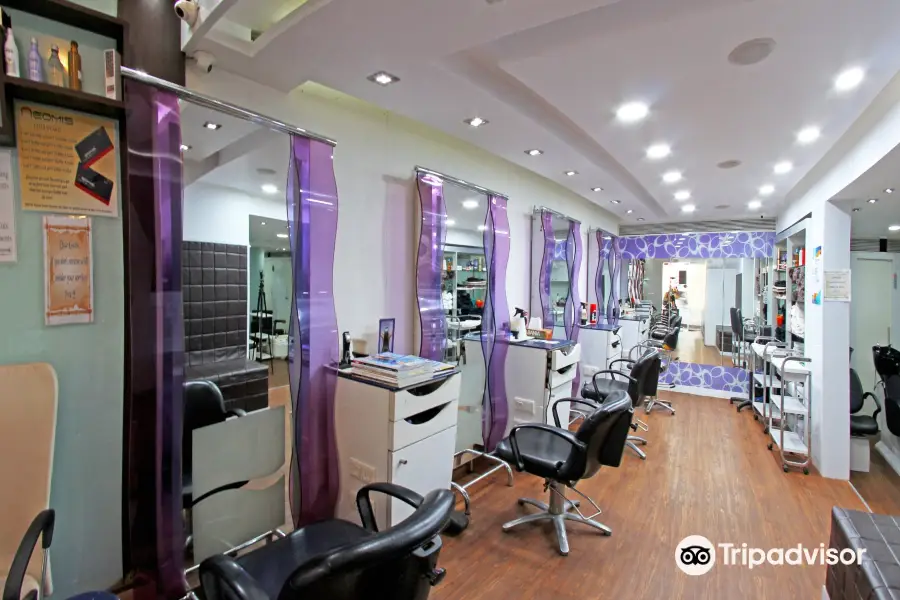 Neomis Hair & Beauty Salon, Ponda