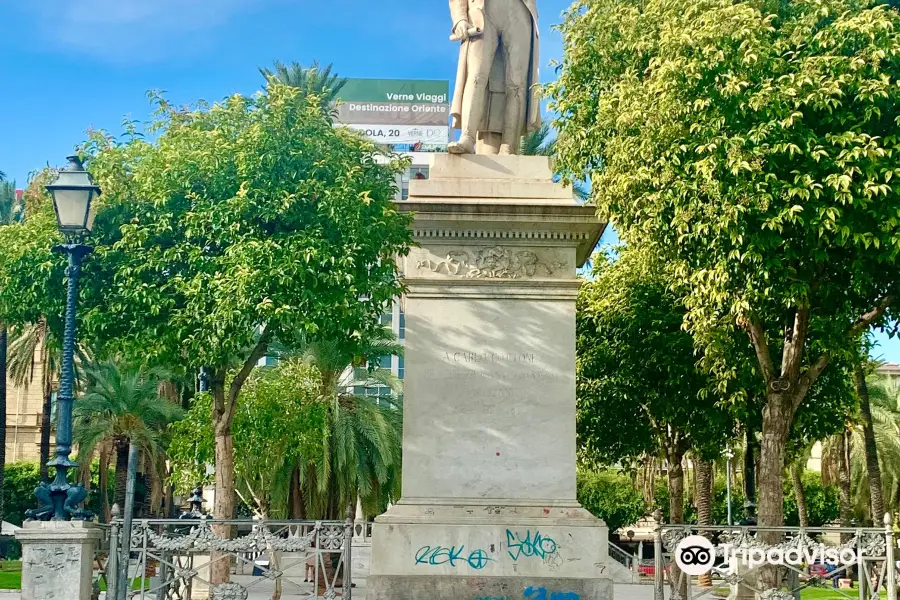 Monumento a Carlo Cottone