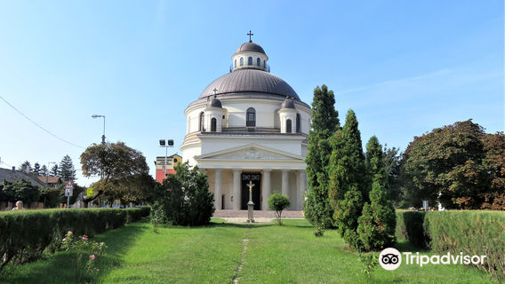Saint Anne Parish Church (Round Church)