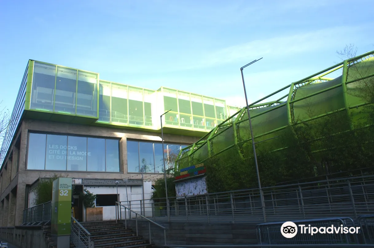 5_Les Docks