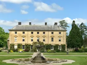 Pencarrow House & Garden