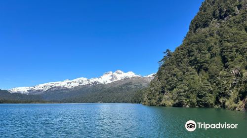 Puerto Blest y Cascada de los Cantaro