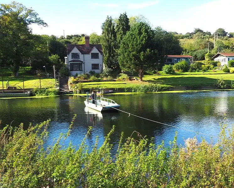 Hotels near Hampton Ferry