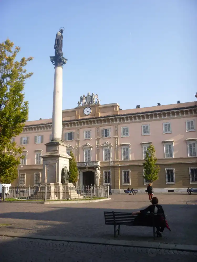 Hotels near Episcopal Palace